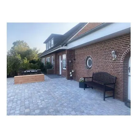 Charming In Schleswig-holstein * Galmsbull